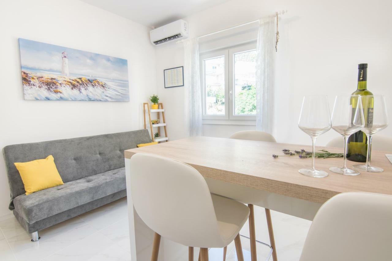 Apartment Holiday ماكارسكا المظهر الخارجي الصورة